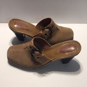 Nurture Tan Mules with Buckle